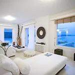 Maison Haute Mykonos אורנוס