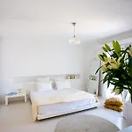 Maison Haute Mykonos * אורנוס